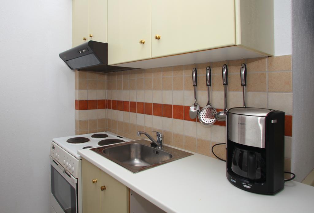 Giasemi Apartments Скопелос Екстериор снимка
